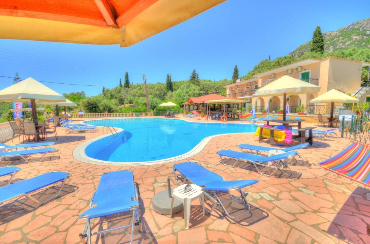Ξενοδοχείο με διαμερίσματα Mermaid Pool And Bar